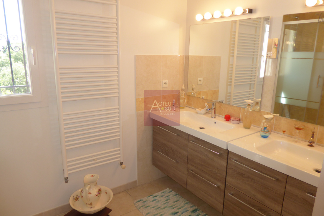230  1er Etage